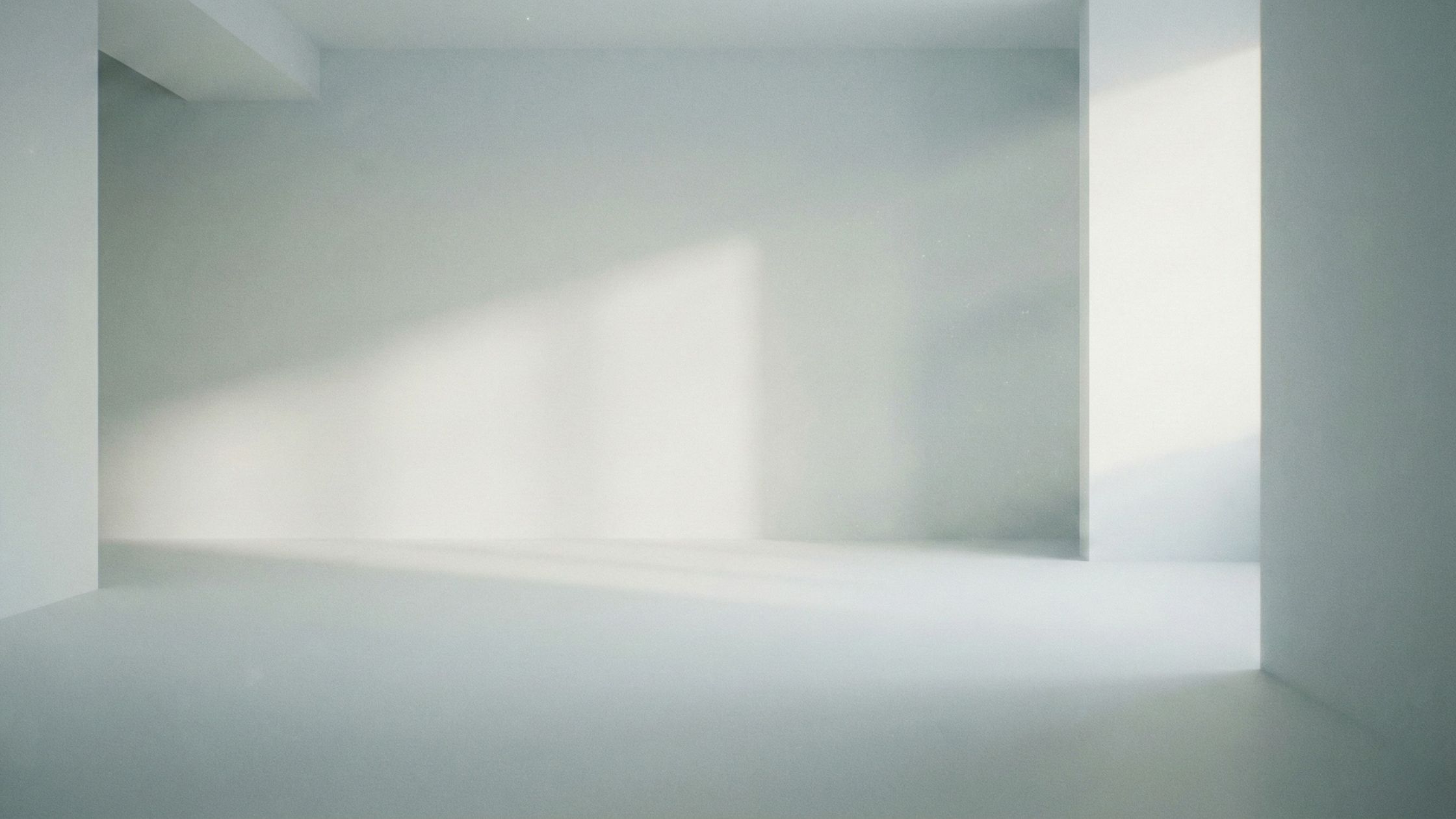 考えなくていい時間や余白をイメージした、静かな光の空間